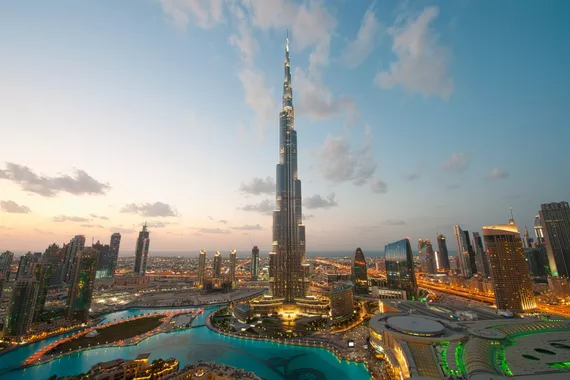 Vista com o Burj Khalifa mostrado no centro