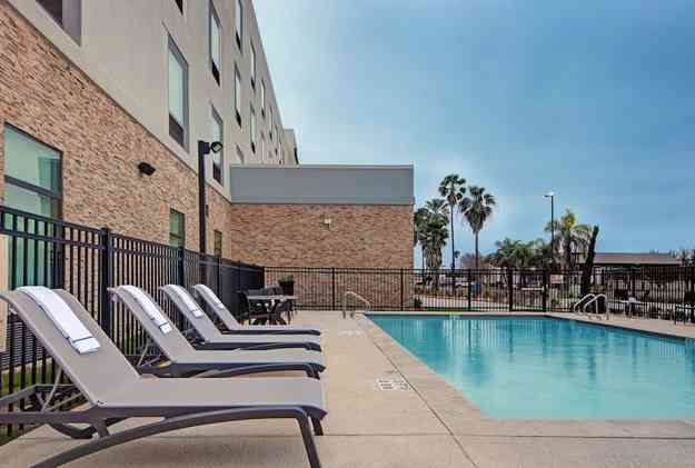 Hampton Inn Weslaco Weslaco Hurb Weslaco (tx) has many attractions to explore with its fascinating past, intriguing present and exciting future. hurb