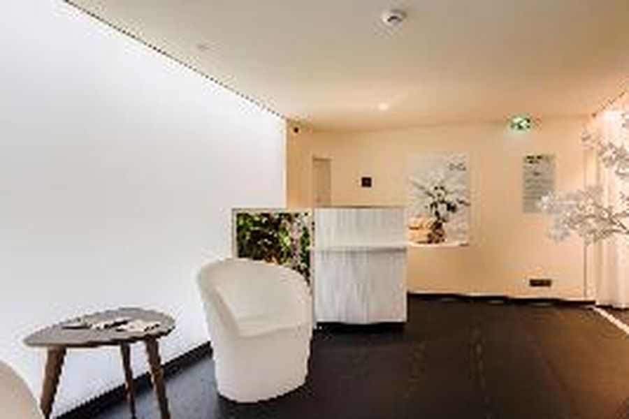 photo-1