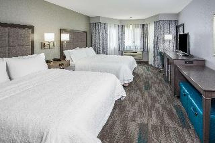 photo-1