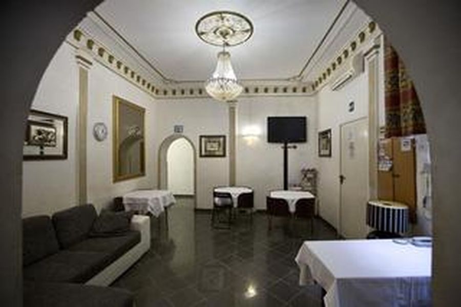 photo-0