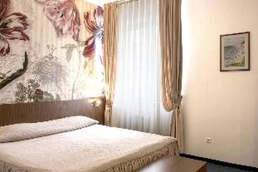 photo-1