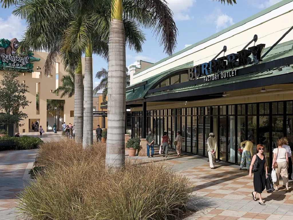 Burberry factory outlet sawgrass hotsell