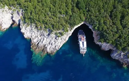 Cruzeiro Parga e Sivota saindo de Corfu