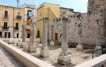 Tour arqueológico de Bari