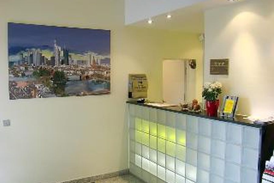 photo-0
