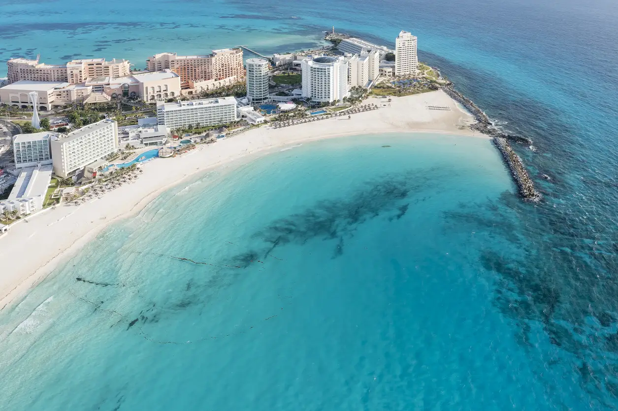 Pacote Cancún Voo + Hotel GR Caribe By Solaris (All Inclusive) 2025