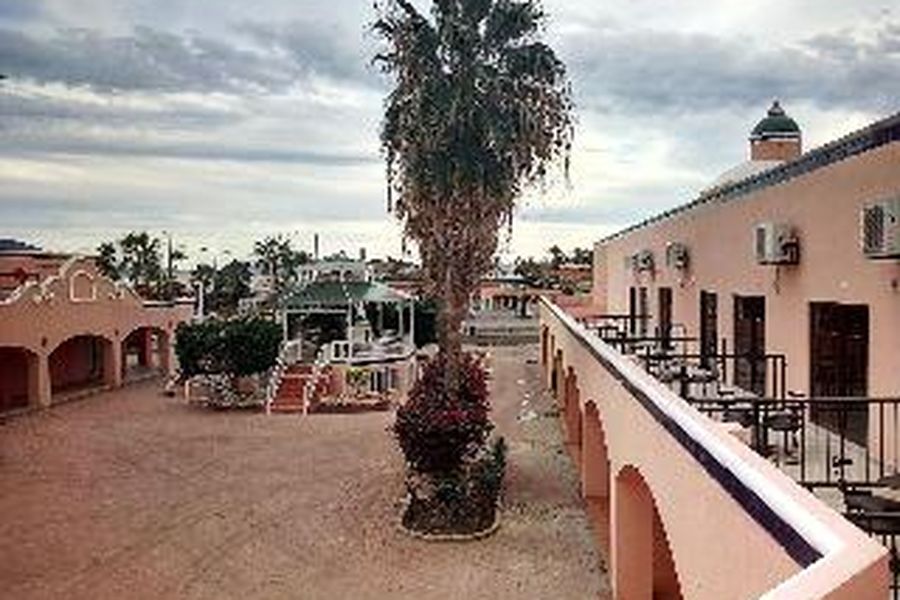 photo-0
