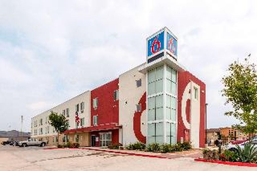 photo-1