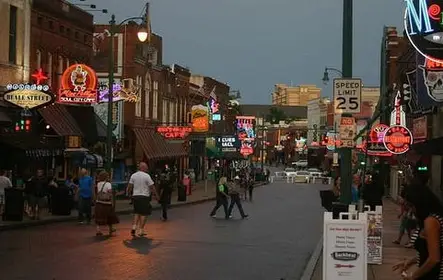 Passeio a pé guiado por áudio pelo Memphis Beal Street Blues