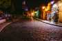 Vista noturna da rua al Muizz considerada a rua mais antiga da era islâmica medieval no Cairo