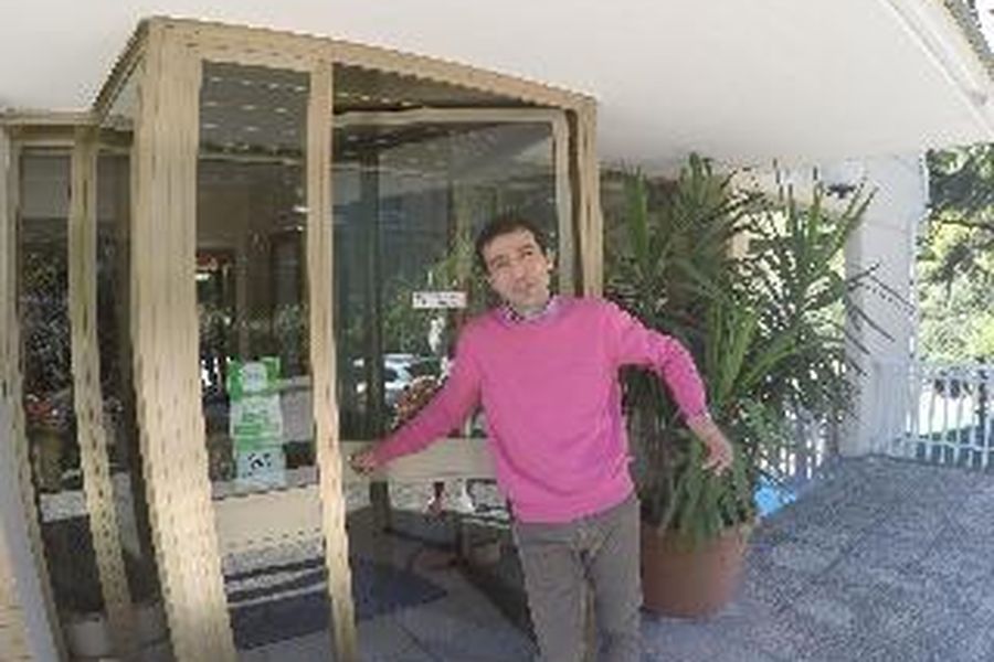 photo-0