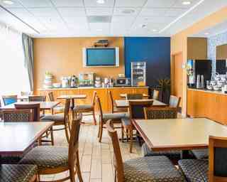 Comfort Inn Suites Sanford Hurb