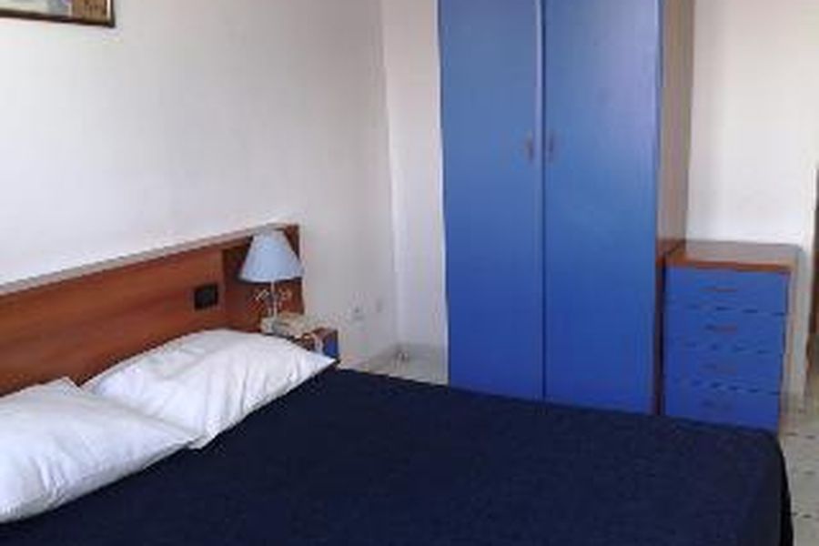 photo-1