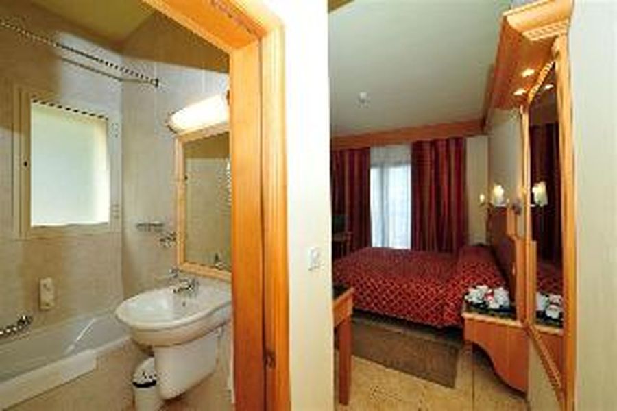 photo-1