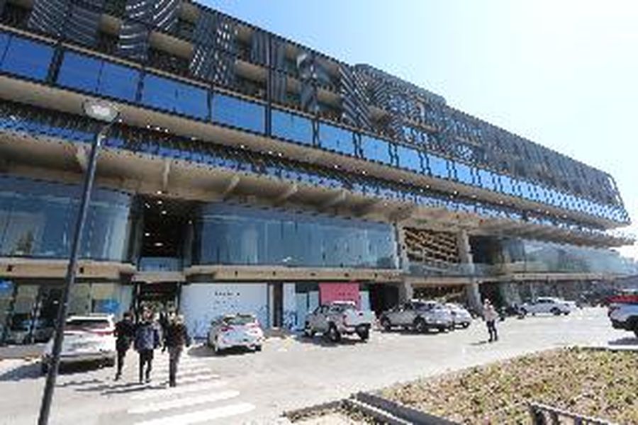 photo-1