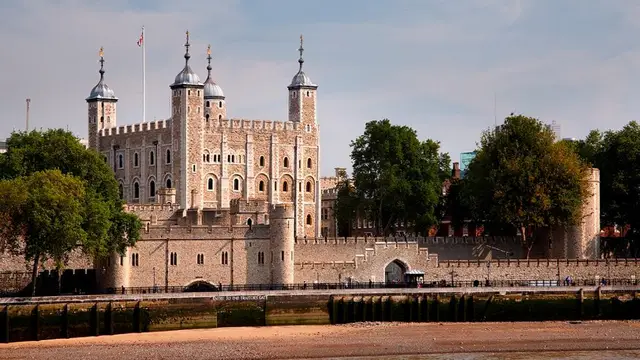 London Eye e cruzeiro pelo Tâmisa: a combinação perfeita em sua viagem à  Londres - Hellotickets