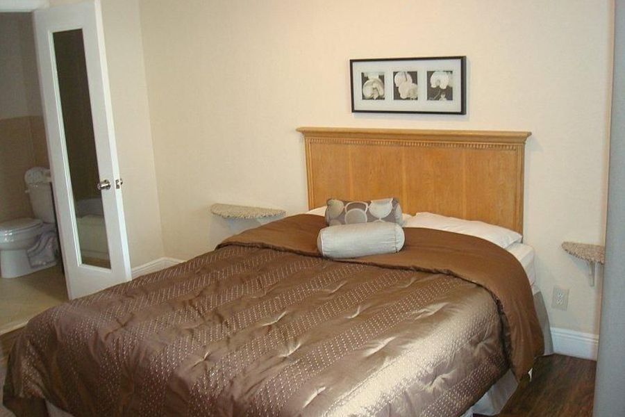 photo-0