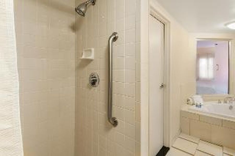 photo-0