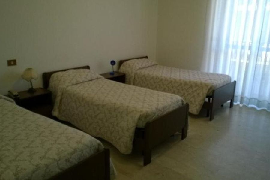photo-1