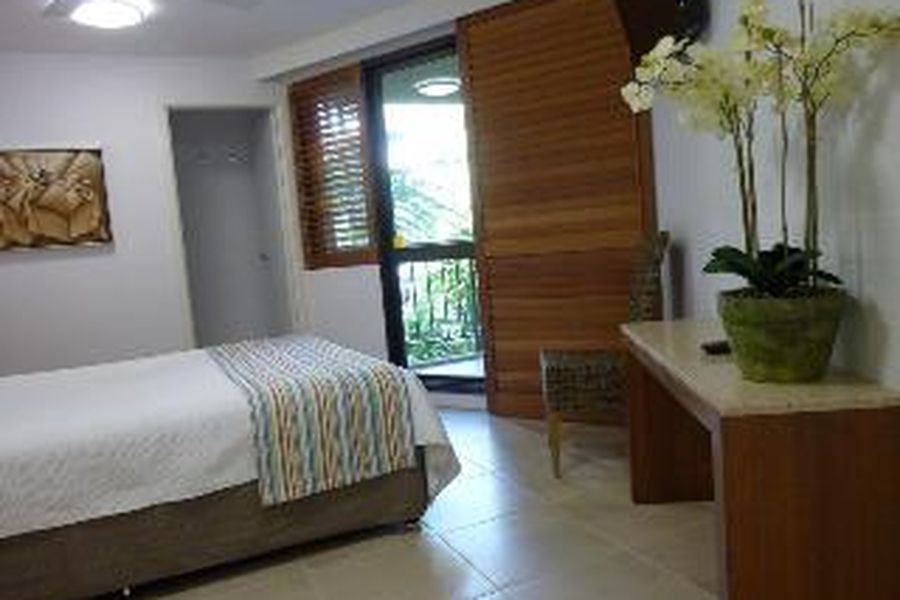 photo-1
